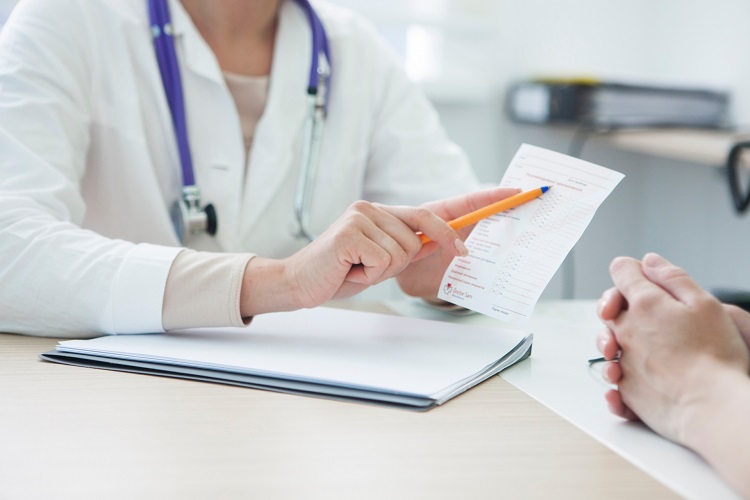 更年期の薄毛は頭髪治療専門クリニックで対処を